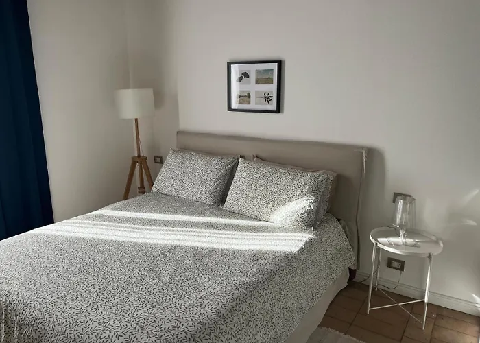 Navigli Darsena - Luxury With Balcony דירה *