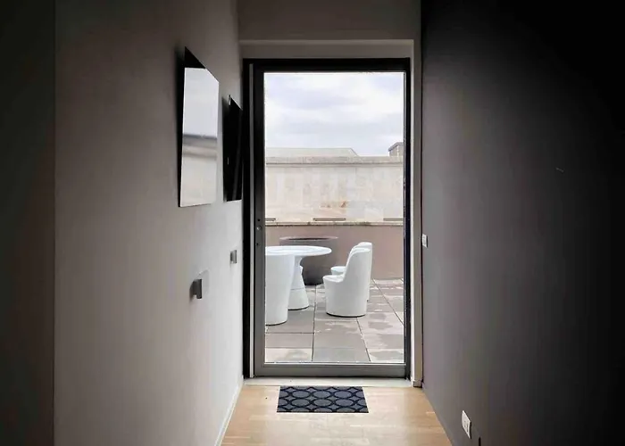 Penthouse 5 Minutes From Duomo * Milano