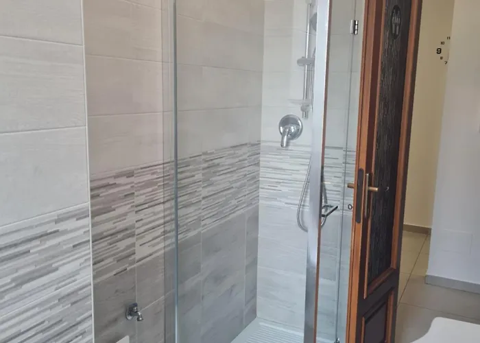 Fiordalisi بيت ضيافة ميلان