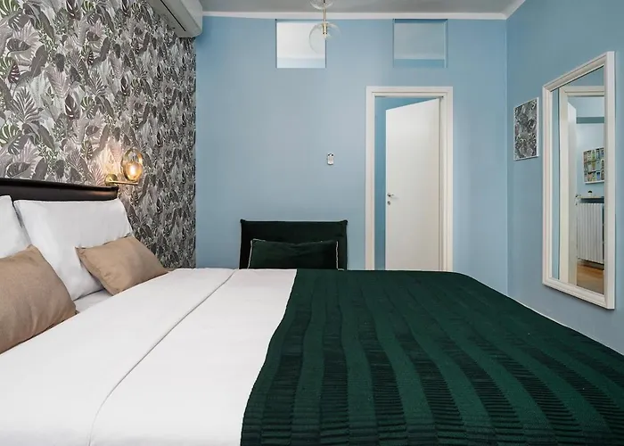 Classbnb - Just 2 Minutes Walk From Domodossola M5 Metro Station