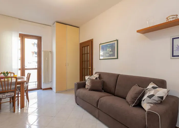 Lägenhet De Angeli San Siro Large Two-room Milano