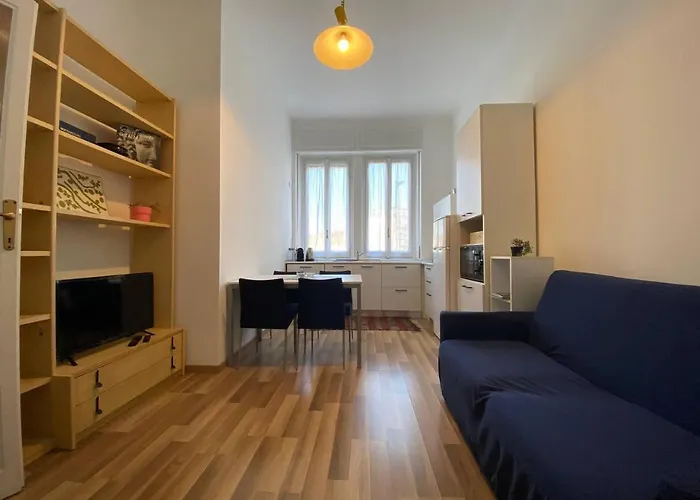Elegant & Chic Navigli Apartment Mailand