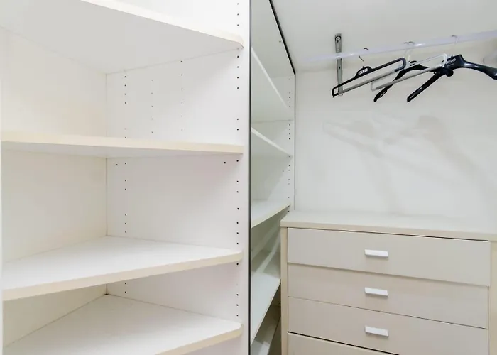 Lugano 2 S&s Home, Moderna E Tranquilla, Vicino Al Centro Di Milano, Con Parcheggio Gratuito Esterno ميلان