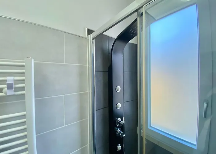 Lugano 2 S&s Home, Moderna E Tranquilla, Vicino Al Centro Di Milano, Con Parcheggio Gratuito Esterno * ميلان