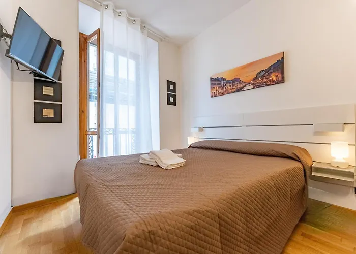 Ap6 In Zona Duomo Милан