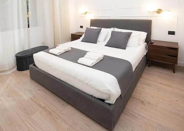 Apartmán Casa Enea - Luxury House - Porta Romana - Duomo M3 *