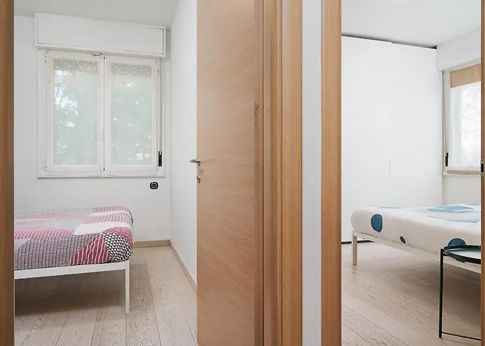 Apartment New - M1 S Leonardo 60m - San Siro - 6 Guests Milan