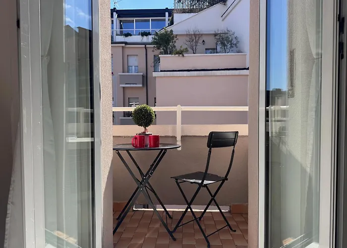 Apartment Bright With Balcony In Corso Xxii Marzo