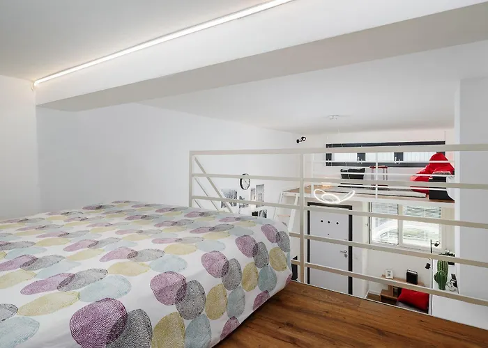New - Loft 4 Pax - 50m From Metro - Private Entry Tatil Evi