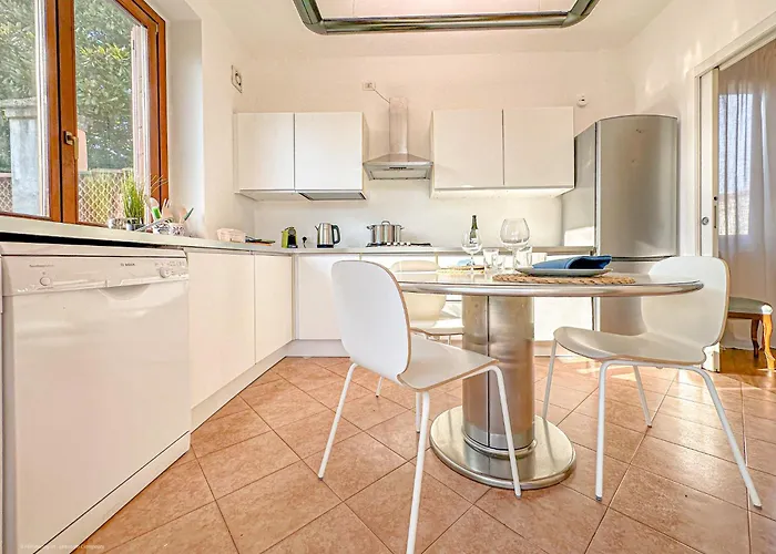 Corelli - Parking&exclusive Garden *