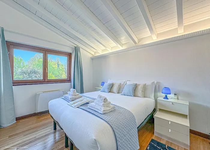 Villa Corelli - Parking&exclusive Garden *