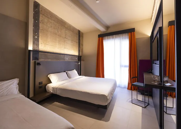 Joy 124 Hotell 4*
