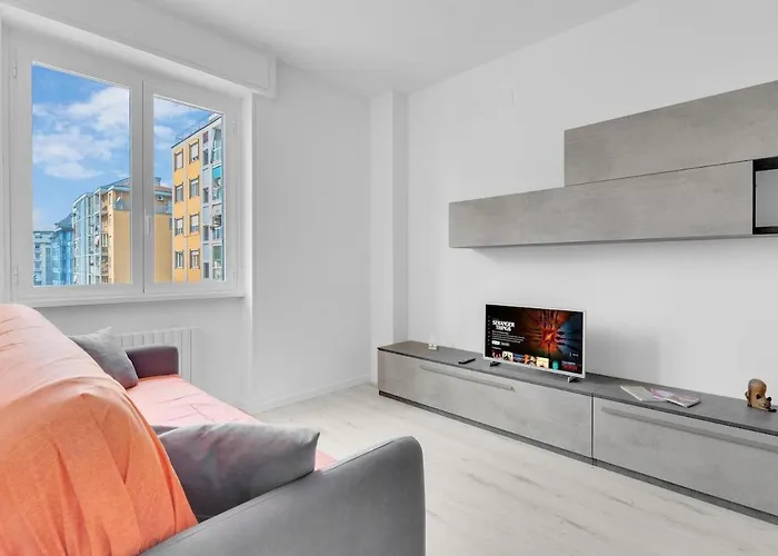 Metro M2 Famagosta-appartamento X5-self Check-in Milano