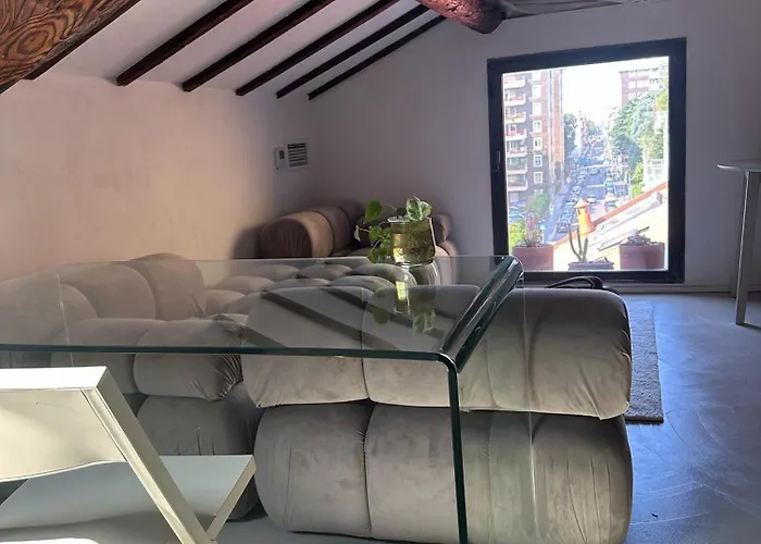 The Savona Design Attic Apartman