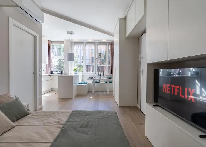 Duomo-corso Vercelli, New Luxury Loft In The Center Milano