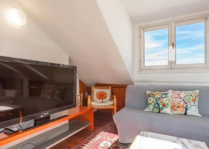 Station 10 Min Private Terrace Skyview 6 Pax * Милан