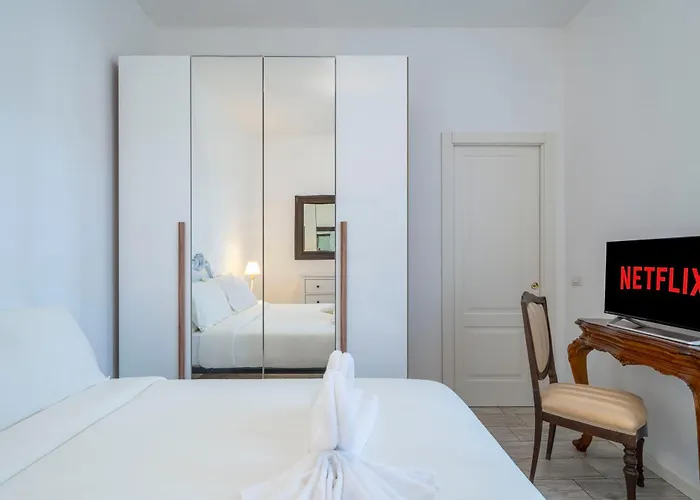 Duomo 15' - 5' From Station With Wifi And A-c Apartment *