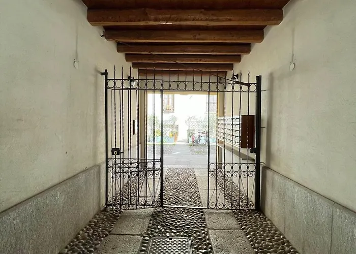 Interno Milanese A Due Passi Dal Centro Apartmán Milán
