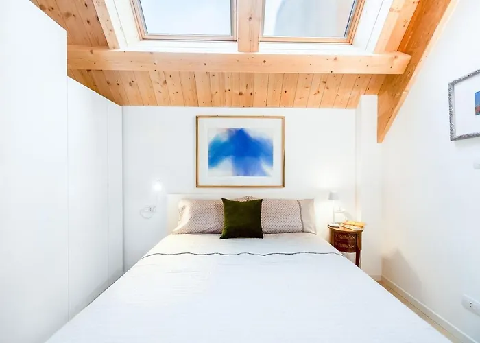 Luminoso Loft - M5 Cagranda - Free Wi -fi 밀라노