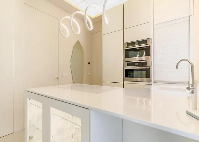 Luxury Velasca