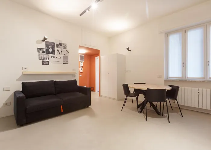Guesthost - Cozy Tortona *