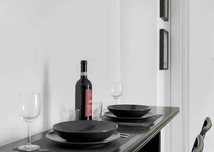 Metro Duomo & Stazione Loft Free Ac E Fast Wi-fi