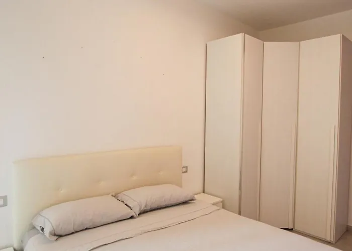 Casa Potos - M1 - San Siro - Rho Fiera Milan