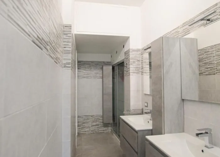 Casa Potos - M1 - San Siro - Rho Fiera Milan