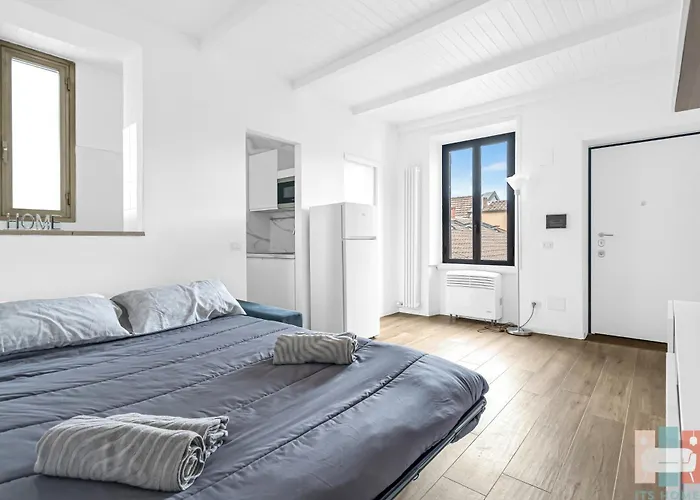 Apartman Lo3 • Navigli Chic • *