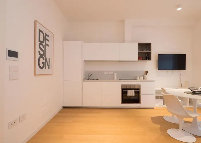 Xenia - 2rooms In Via Petrella 4 D