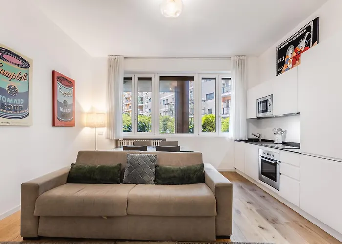 Sempione Apt- Citylife - 4 Posti Letto דירה