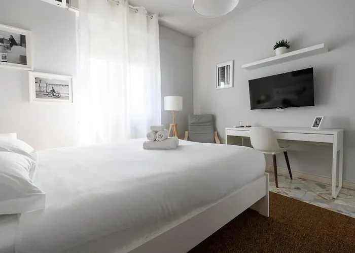 Contrasti - Black & White Apartman *
