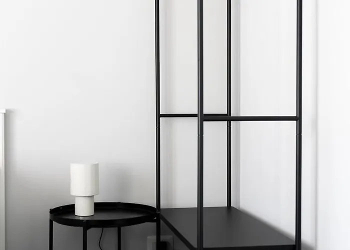 Contrasti - Black & White Apartman *