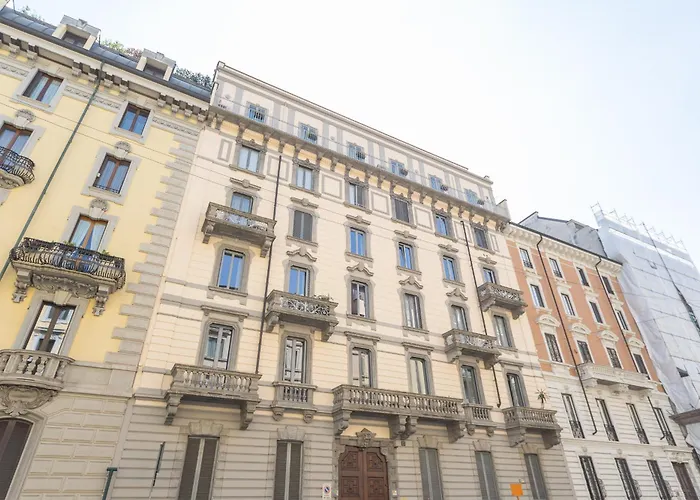 Sunny With Terrace In Center By Rentopolis Lejlighed Milano