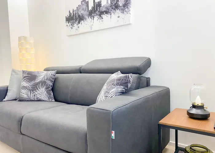 Cardano - 5 Minuti Dalla Stazione Appartement *