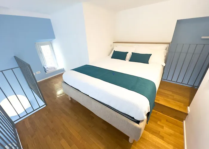 Apartment Design A 2-minute Walk From Maciachini Metro Station Mailand