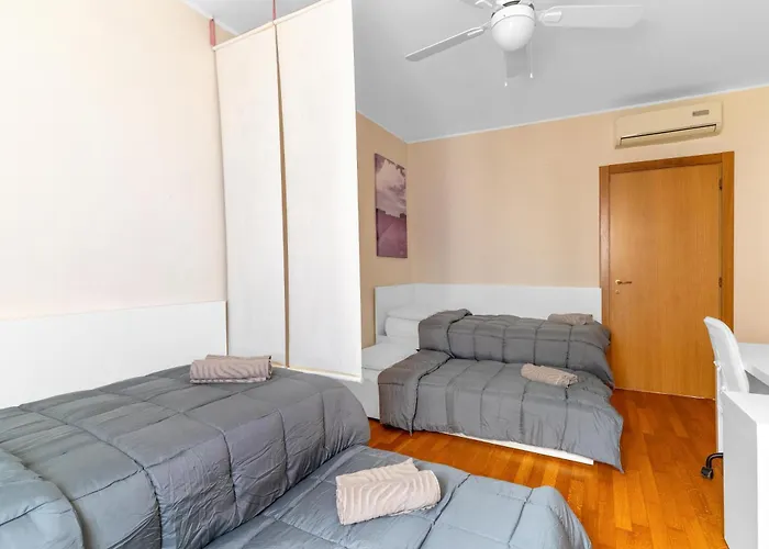 Appartamento Ca2 - Loreto - Duomo- 10 Minutes From The Duomo -