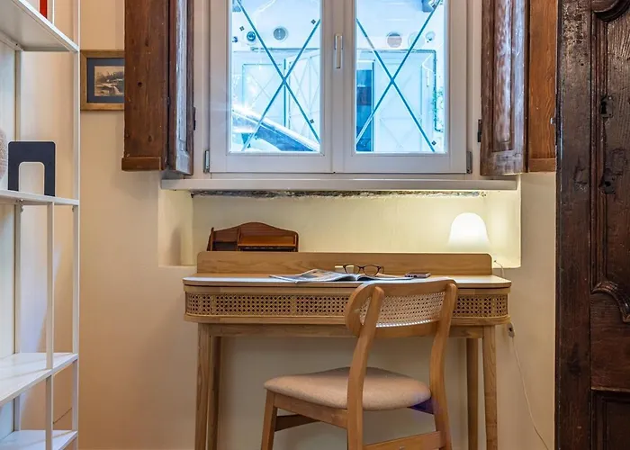 Navigli Typical With Private Courtyard Апартаменты Милан