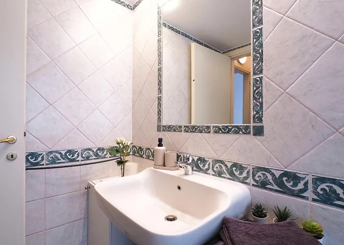 Appartement Sva18 - Fully Equipped Large Flat - S. Ambrogio Milaan