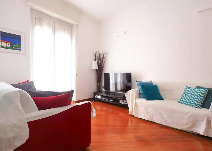 Sva18 - Fully Equipped Large Flat - S. Ambrogio Appartement Milaan