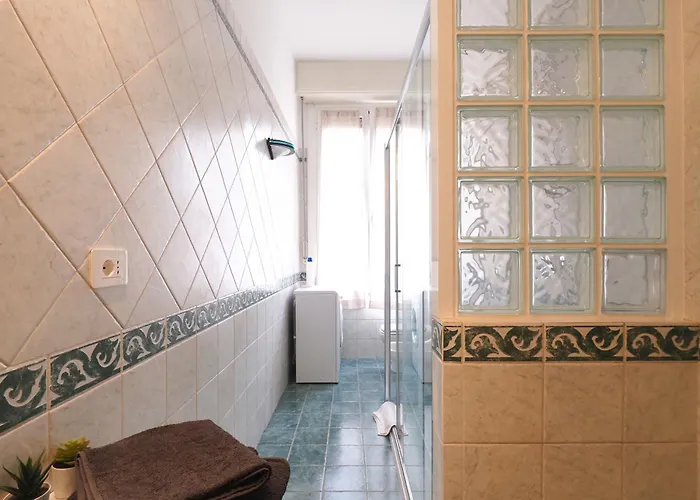 Sva18 - Fully Equipped Large Flat - S. Ambrogio Appartement *