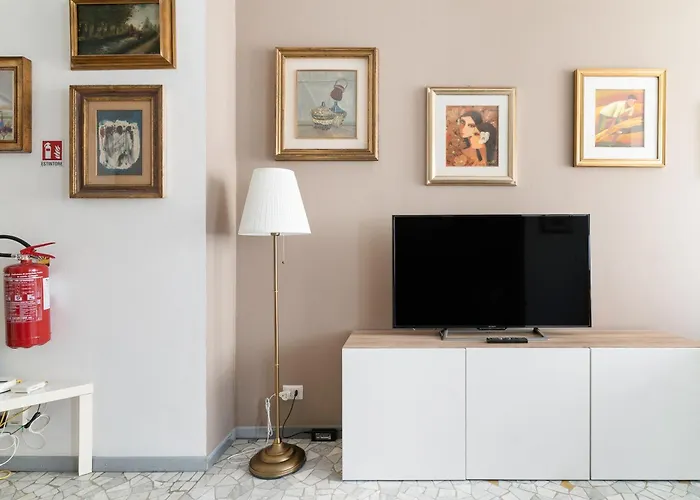 Apartamento Guesthost - M1 Pasteur With Balcony