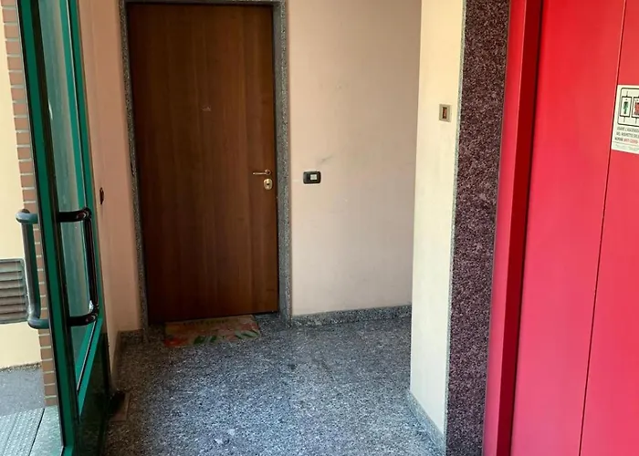 La Casa Di Raysa Con Idromassaggio Vicino Al Duomo Apartment *