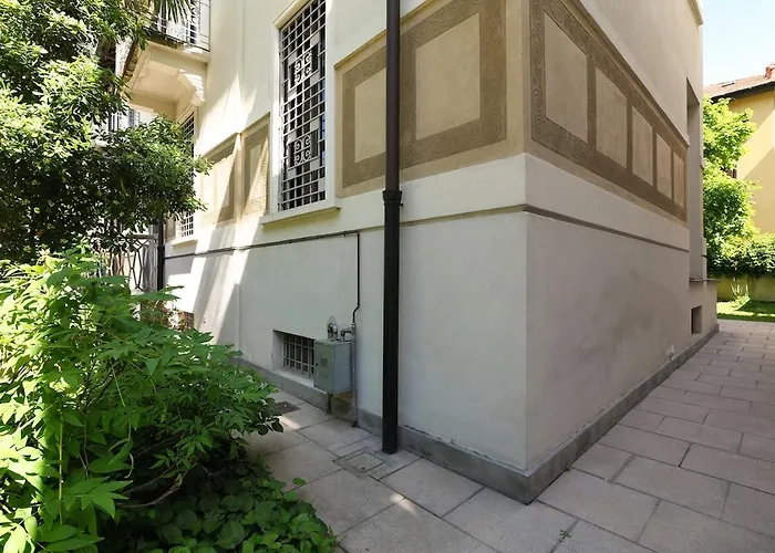 Contempora - Charming Liberty-style With Garden And Parking Near Life * Milánó