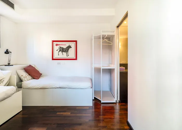 Red Lofty - Parcheggio Privato - 2 Fermate Da Rho Fiera, Mico E Bovisa