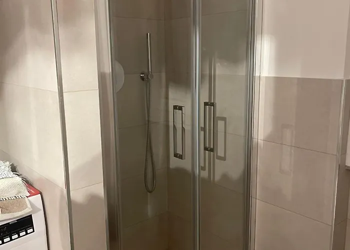 Easy Italy Balcony Grand Milão