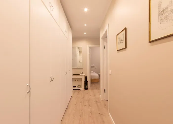 Apartament Wonderful 2 Bedrooms Fiera Area - Mirable Pm
