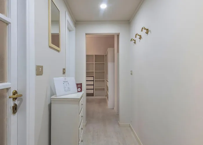 דירה Bright And Modern 2 Double Bedrooms Bocconi מילאנו