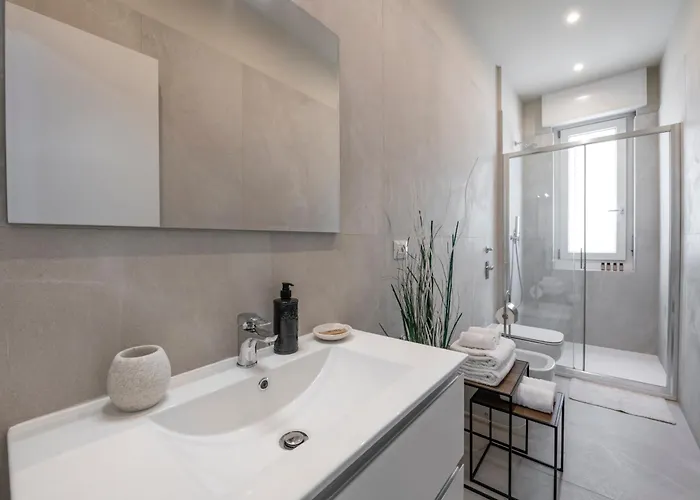 Bright And Modern 2 Double Bedrooms Bocconi דירה