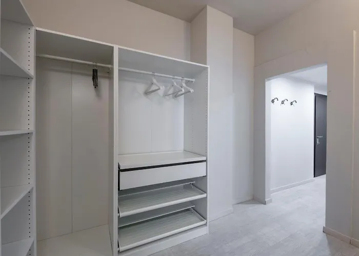 Bright And Modern 2 Double Bedrooms Bocconi * מילאנו